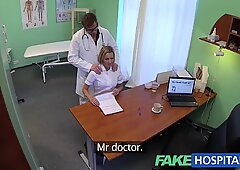 FakeHospital Hot nurse rims her way to a raise