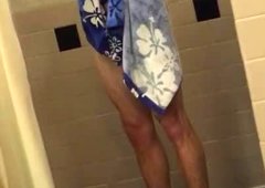 [Lockerroomshowers] Young and Lean