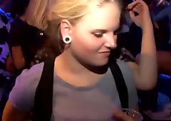 Facials and public sex in htclub in Prague